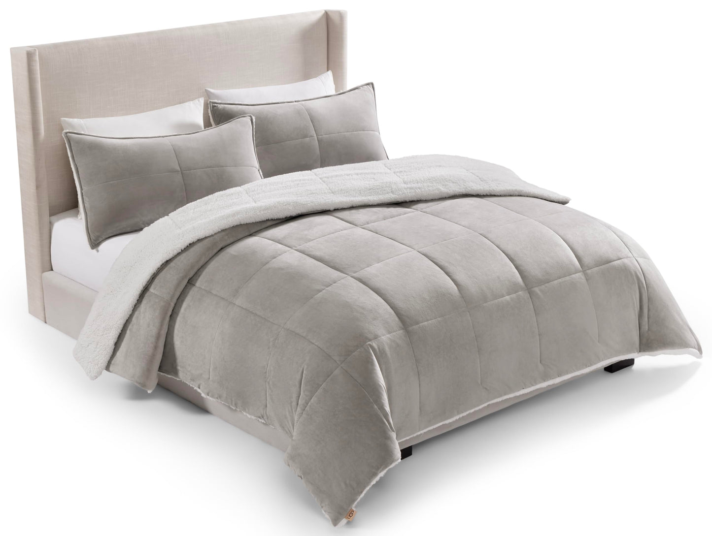 UGG Blissful Full/Queen Comforter Set with 2 Pillow Shams Reversible Comforter Plush Fluffy Warm Bed Set Premium Down Alternative Bedding for College Dorm Essentials, Full/Queen, Light Brown Fawn