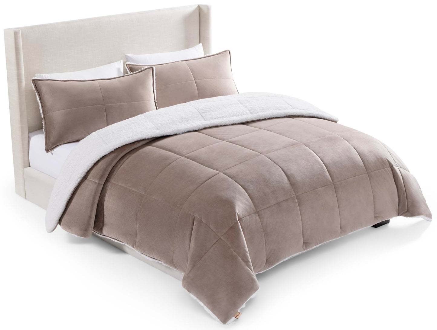UGG Blissful Full/Queen Comforter Set with 2 Pillow Shams Reversible Comforter Plush Fluffy Warm Bed Set Premium Down Alternative Bedding for College Dorm Essentials, Full/Queen, Light Brown Fawn