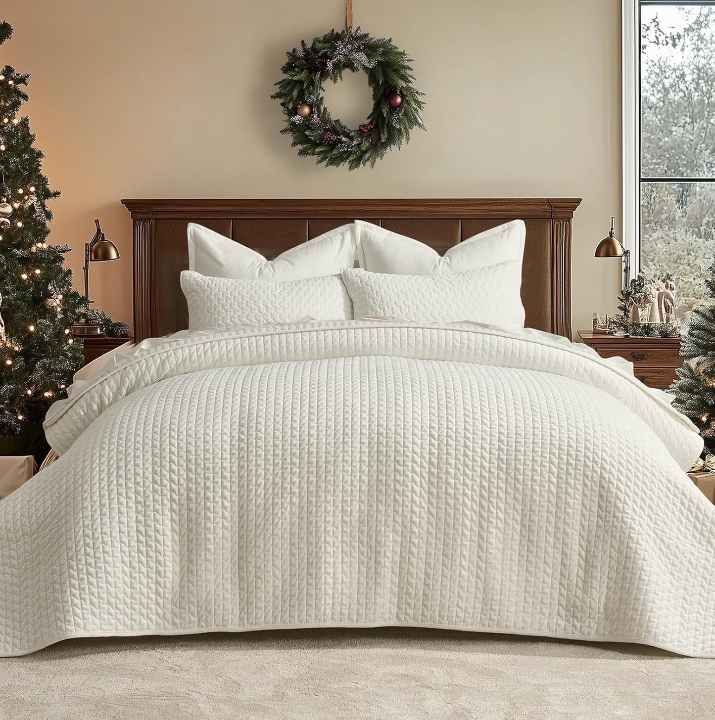 EverGrace Luxury Velvet Quilt Set King Size 3 Piece, Soft Cross-Stitch Velvet Comforter Set with Pillow Shams, Lightweight Coverlet Bedspread Bedding Set for All Seasons, Light Taupe