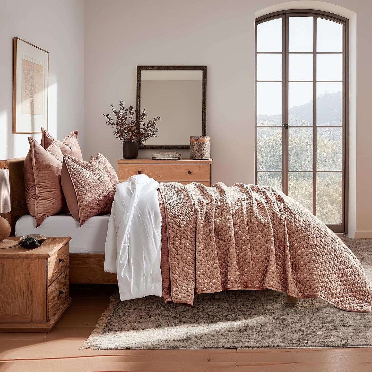 EverGrace Luxury Velvet Quilt Set King Size 3 Piece, Soft Cross-Stitch Velvet Comforter Set with Pillow Shams, Lightweight Coverlet Bedspread Bedding Set for All Seasons, Light Taupe