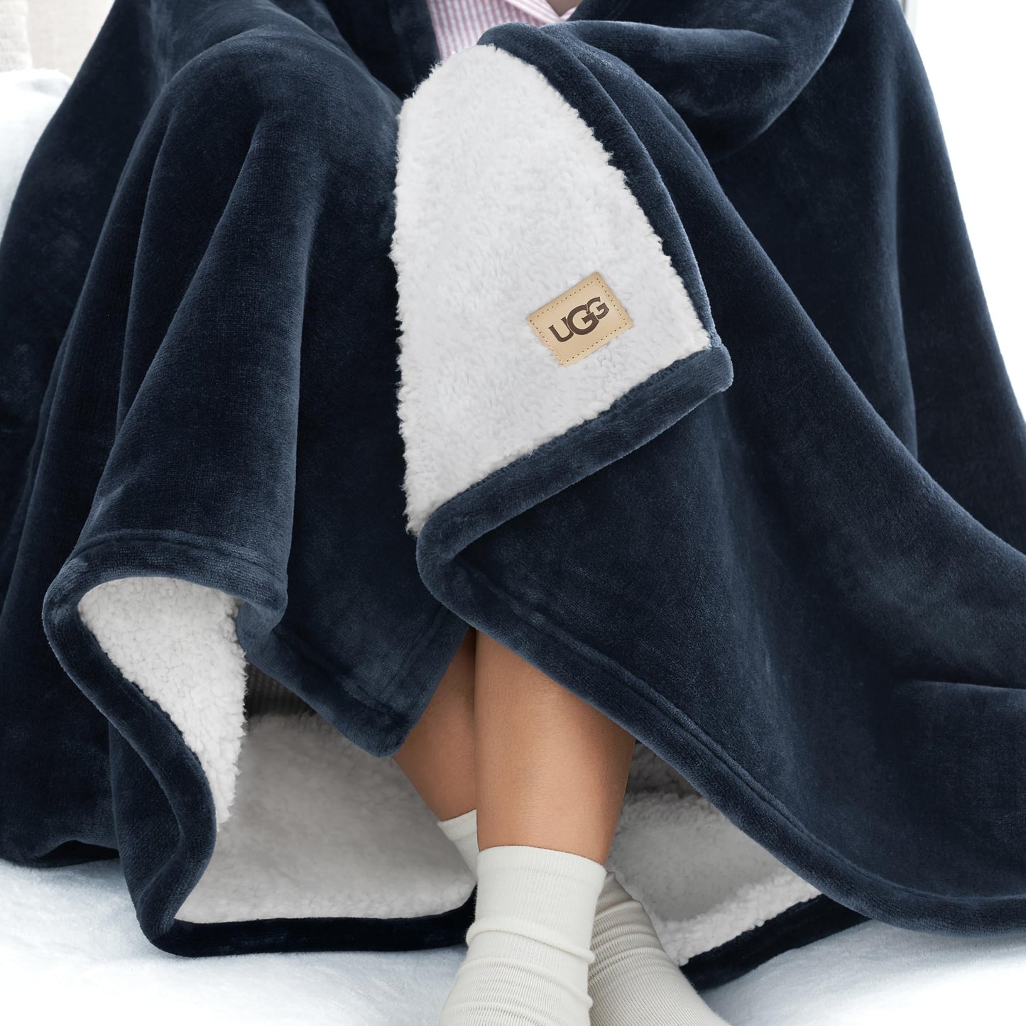 UGG Nita King/California King Blanket Fleece Fluffy Reversible Soft Fuzzy Bedding Cozy Plush Warm Oversized Blanket Machine Washable Bedroom Decor for Big Couch Bed, 110-inch x 90-inch, White Snow