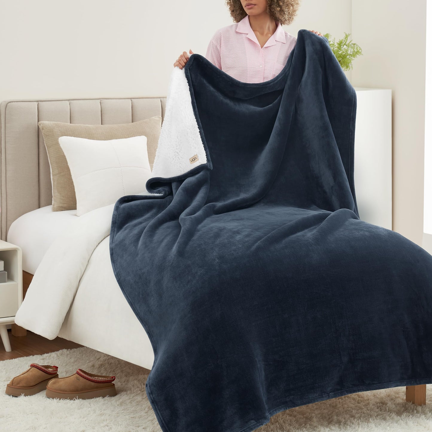UGG Nita King/California King Blanket Fleece Fluffy Reversible Soft Fuzzy Bedding Cozy Plush Warm Oversized Blanket Machine Washable Bedroom Decor for Big Couch Bed, 110-inch x 90-inch, White Snow
