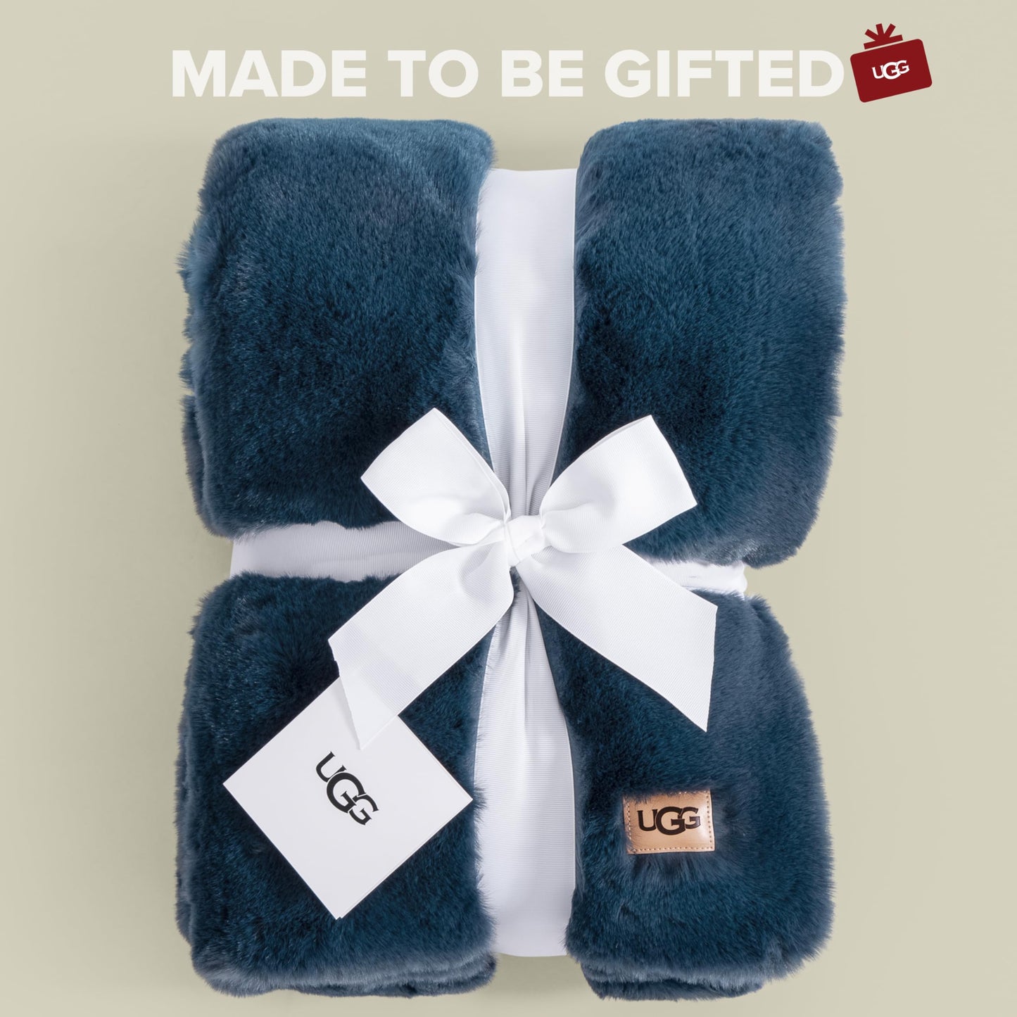 UGG Euphoria Plush Faux Fur Throw Blanket, Oversized Soft Throw for Bed or Couch, Luxury Bedroom Decor, Holiday Blankets, Machine Washable, 50-inch x 70-inch, Charcoal Grey