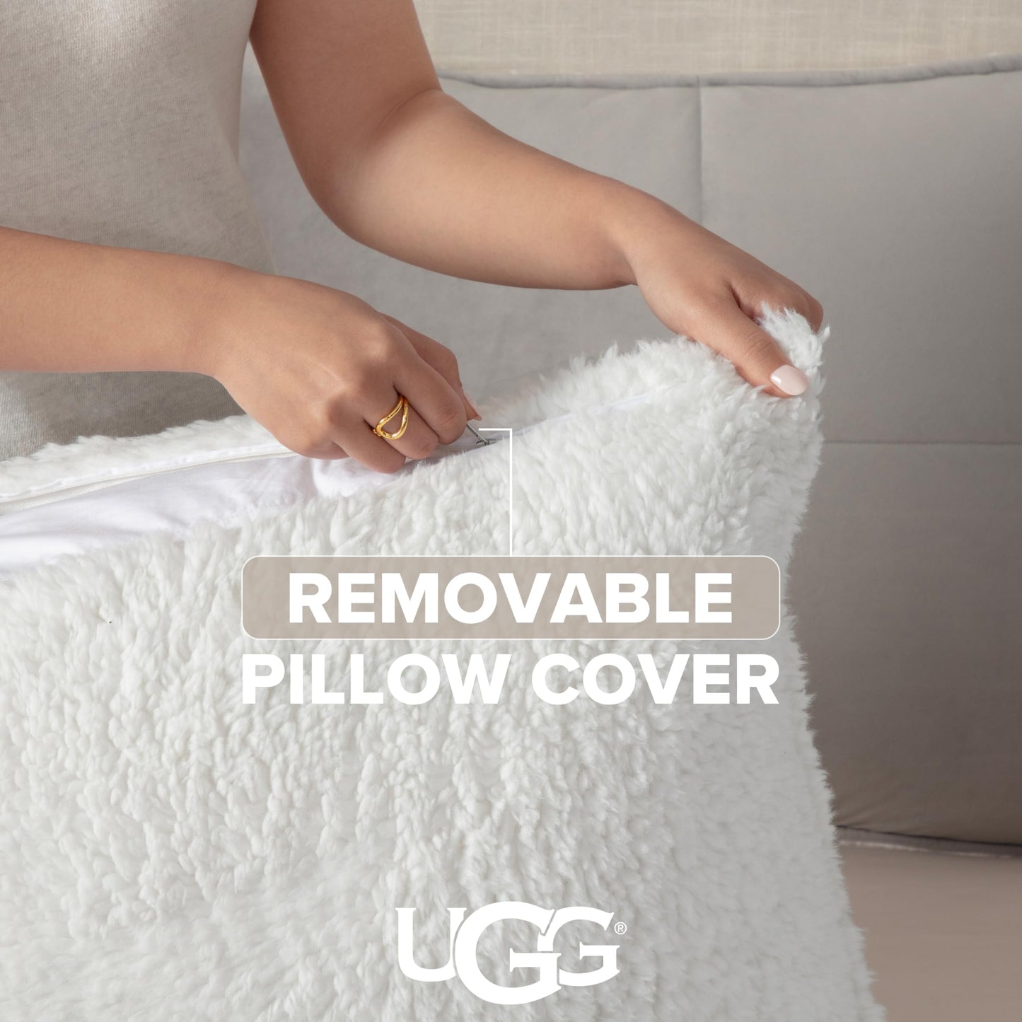 UGG Blissful Full/Queen Comforter Set with 2 Pillow Shams Reversible Comforter Plush Fluffy Warm Bed Set Premium Down Alternative Bedding for College Dorm Essentials, Full/Queen, Light Brown Fawn