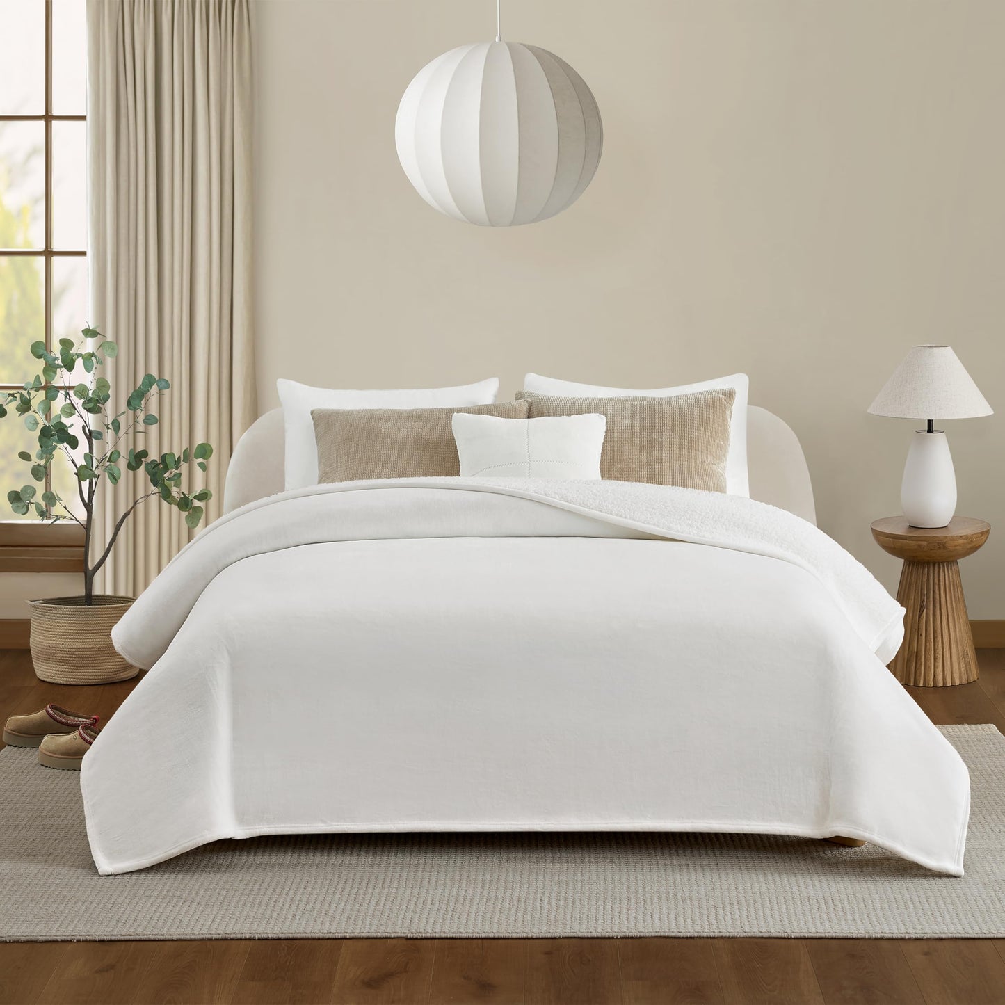 UGG Nita King/California King Blanket Fleece Fluffy Reversible Soft Fuzzy Bedding Cozy Plush Warm Oversized Blanket Machine Washable Bedroom Decor for Big Couch Bed, 110-inch x 90-inch, White Snow