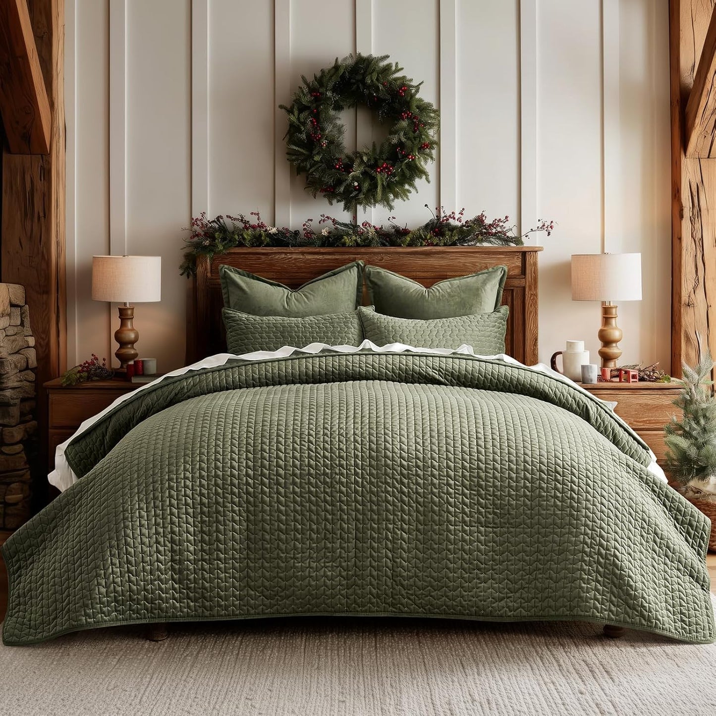 EverGrace Luxury Velvet Quilt Set King Size 3 Piece, Soft Cross-Stitch Velvet Comforter Set with Pillow Shams, Lightweight Coverlet Bedspread Bedding Set for All Seasons, Light Taupe