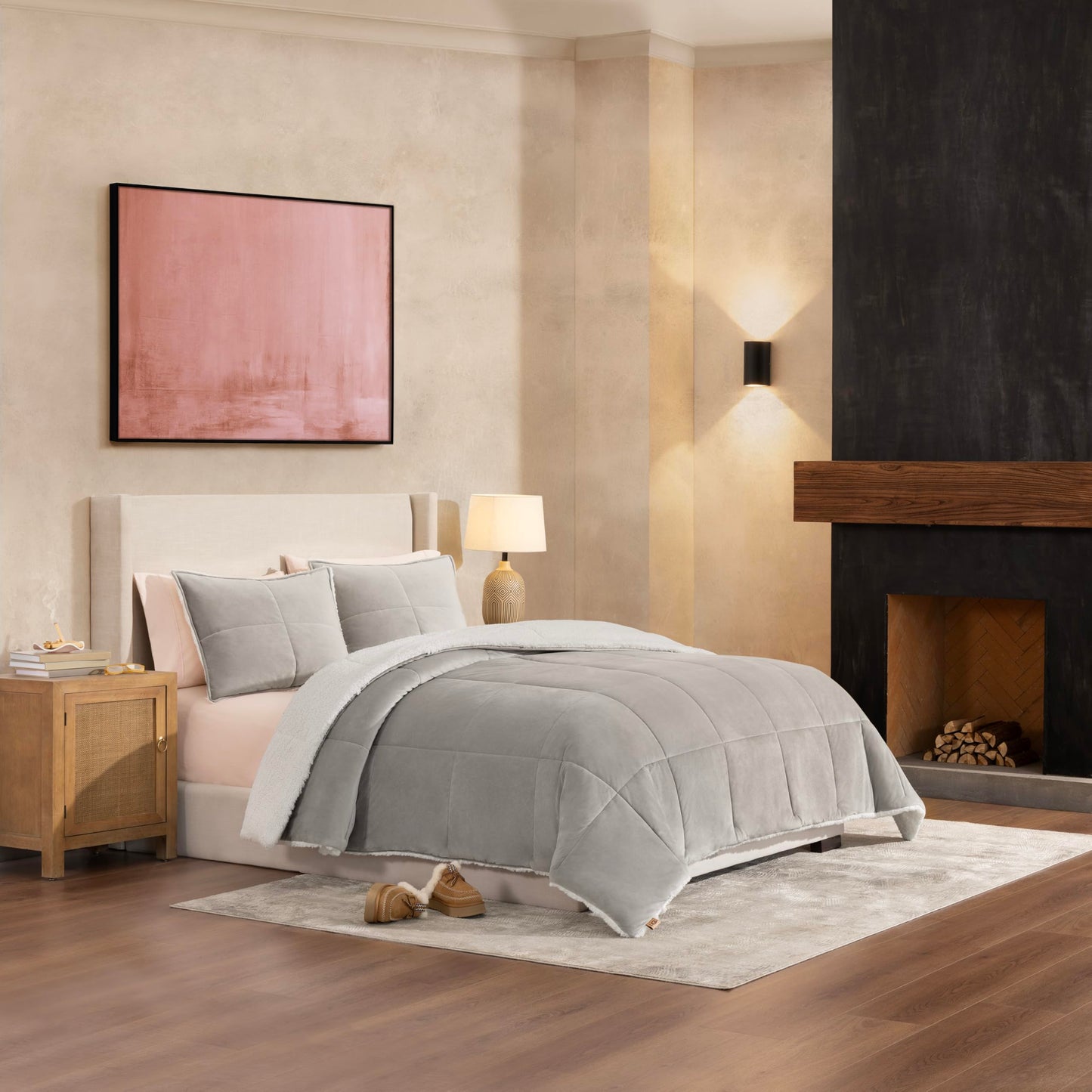 UGG Blissful Full/Queen Comforter Set with 2 Pillow Shams Reversible Comforter Plush Fluffy Warm Bed Set Premium Down Alternative Bedding for College Dorm Essentials, Full/Queen, Light Brown Fawn