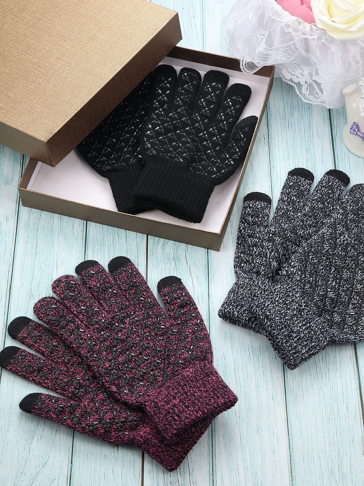 SATINIOR 4 Pairs Winter Knit Touchscreen Gloves Warm Texting Gloves Elastic Anti-slip for Adults