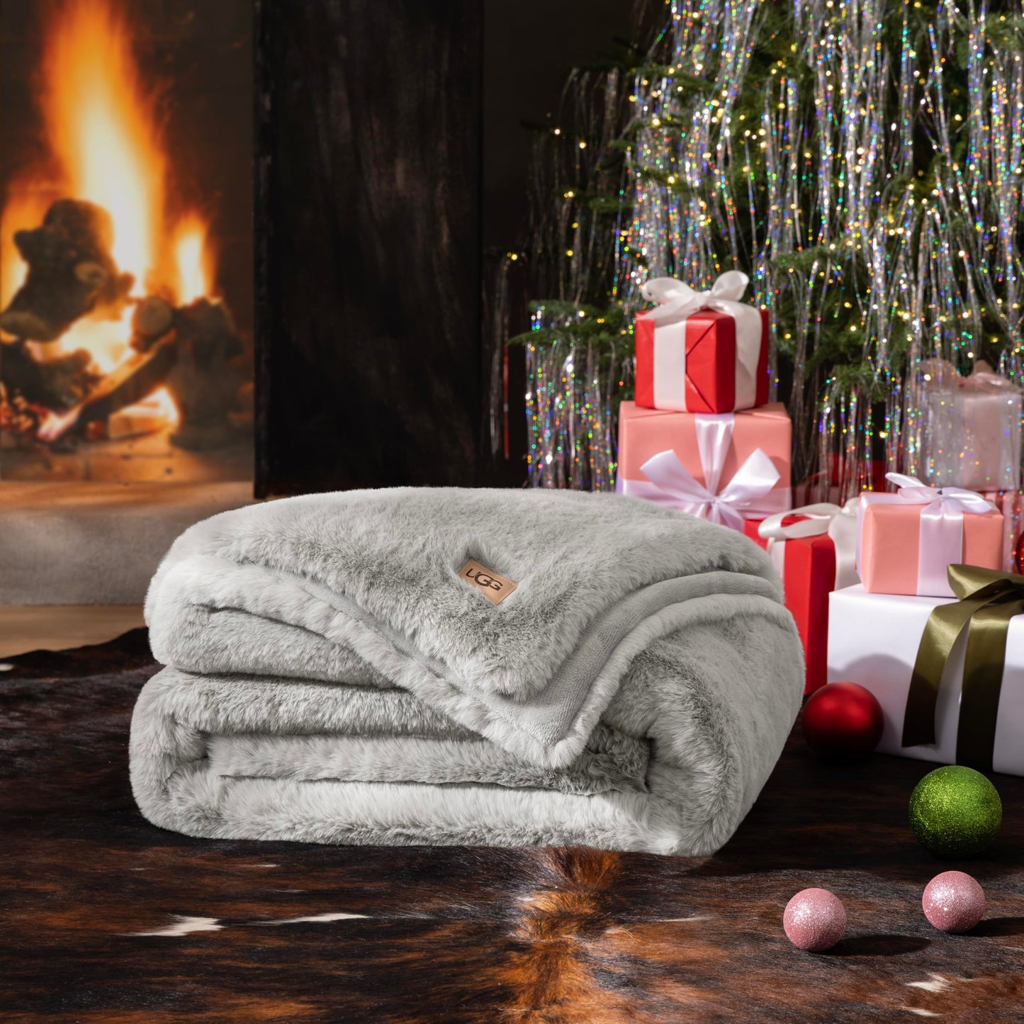 UGG Euphoria Plush Faux Fur Throw Blanket, Oversized Soft Throw for Bed or Couch, Luxury Bedroom Decor, Holiday Blankets, Machine Washable, 50-inch x 70-inch, Charcoal Grey